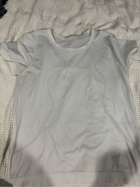 White LuluLemon Athletic Short Sleeve Tee - size 8
